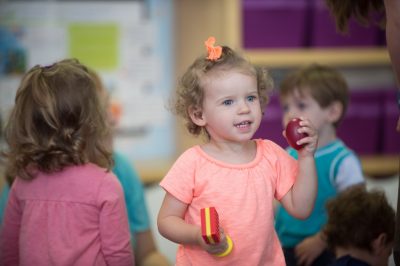 kindermusik-class-toddler-mom-educator-one-bell-shaker-7727-4928x3280-1024x682